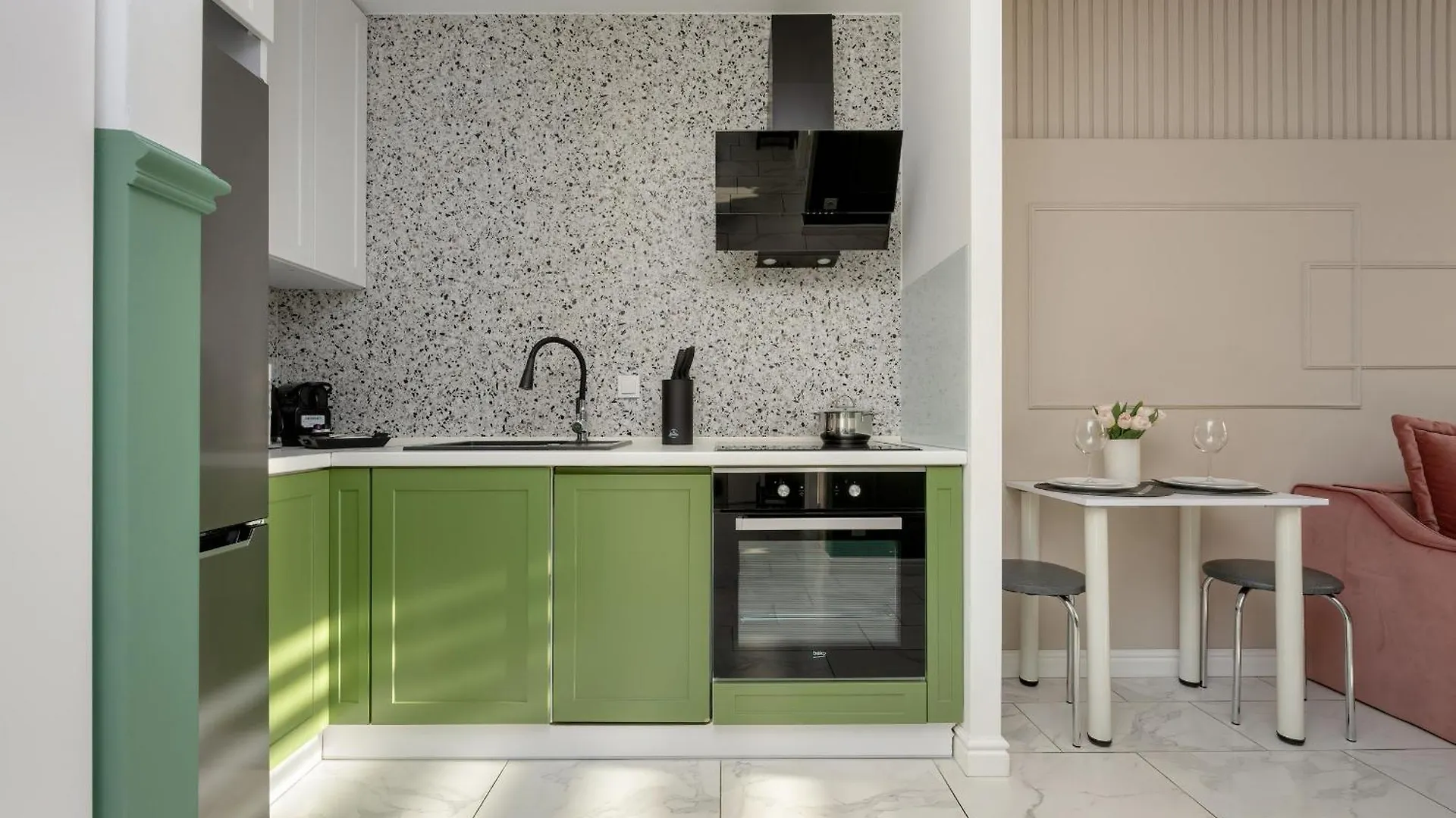 Motlawa River Old City Gdansk Apartment By Noclegi Renters